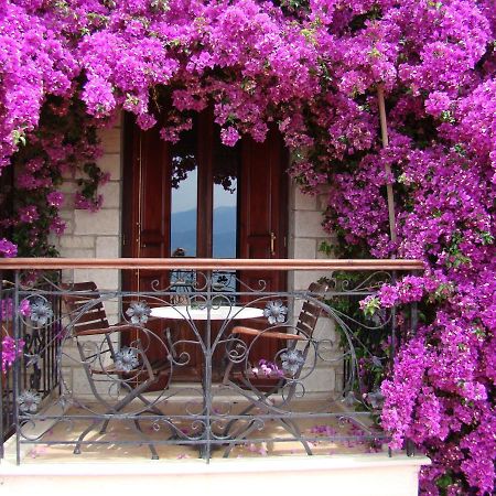 Ilion Hotel Nafpaktos Buitenkant foto