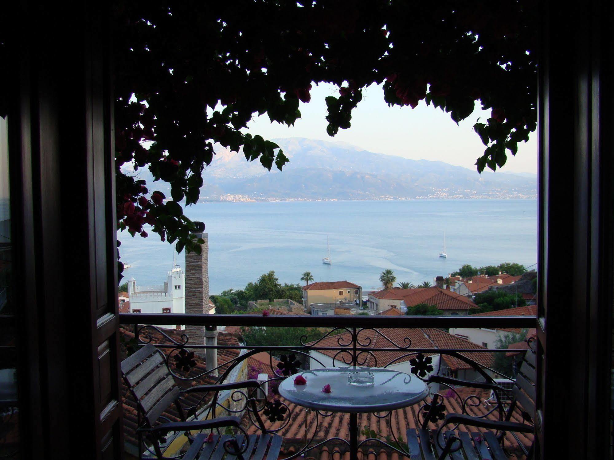 Ilion Hotel Nafpaktos Buitenkant foto